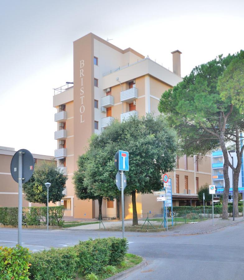Condominio Bristol 比比翁 外观 照片